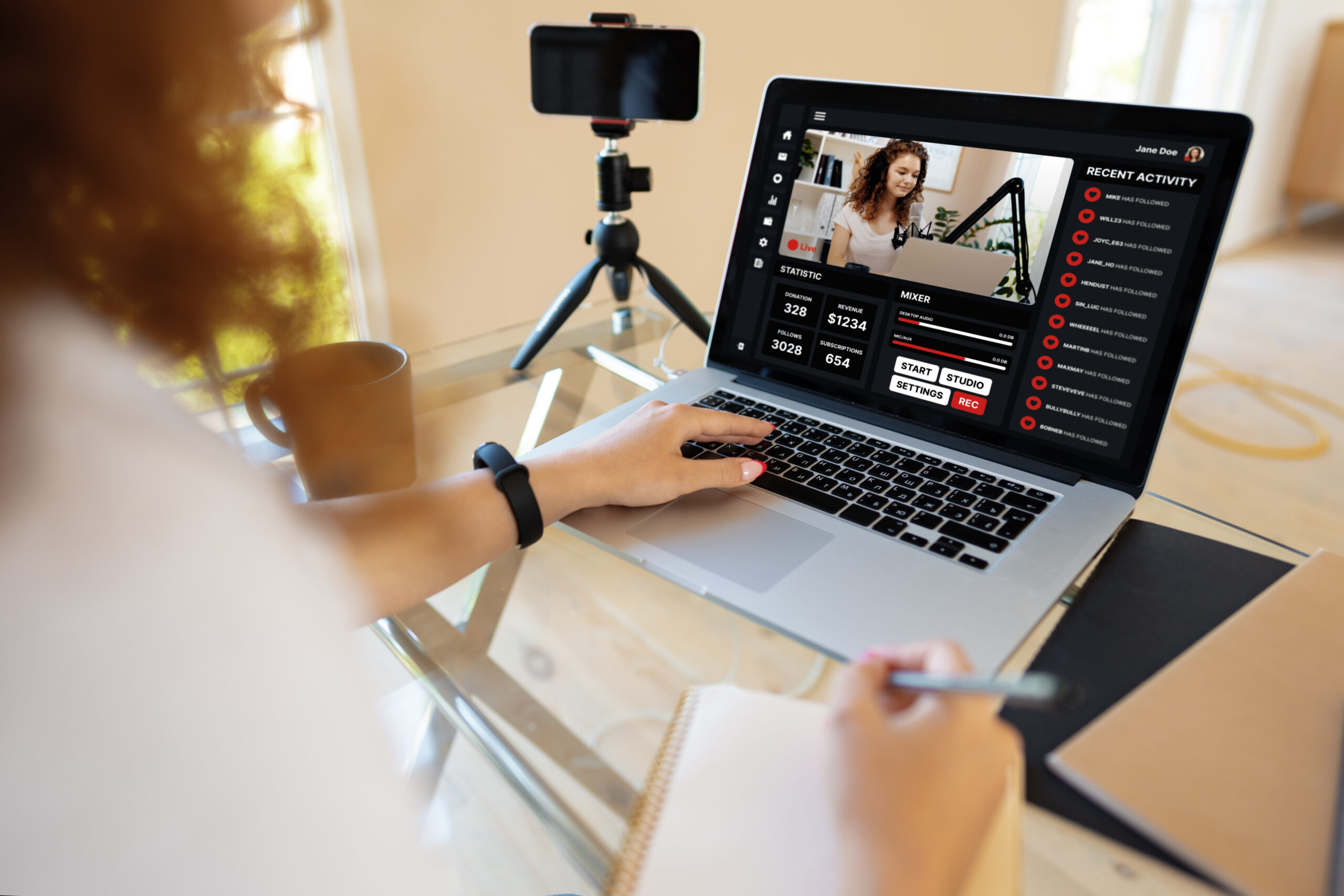 Online Webinars and YouTube: A Simple Comparison