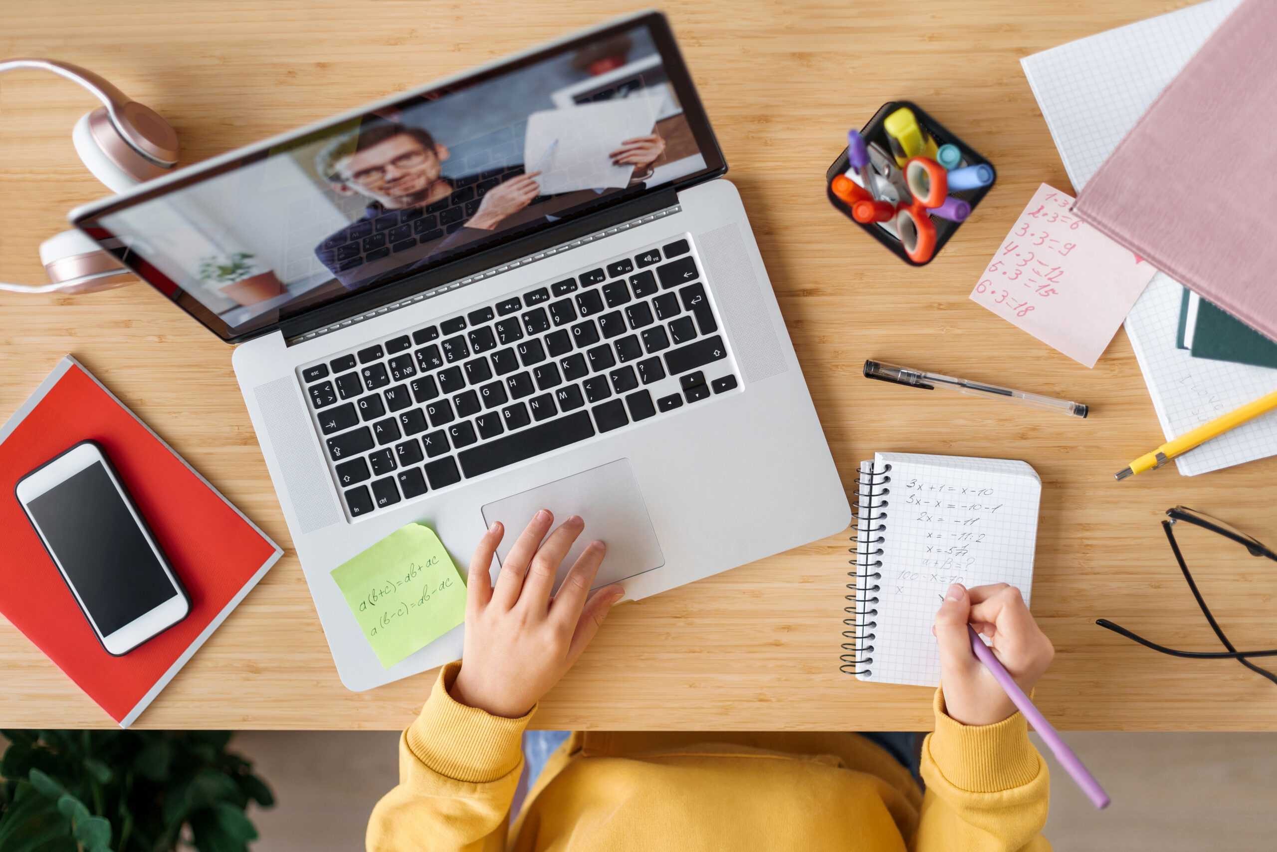 Why Free Online Webinars Are a Goldmine for Students